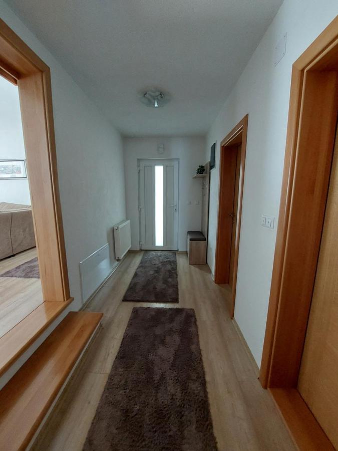 Apartman Kiss Яйце Екстериор снимка